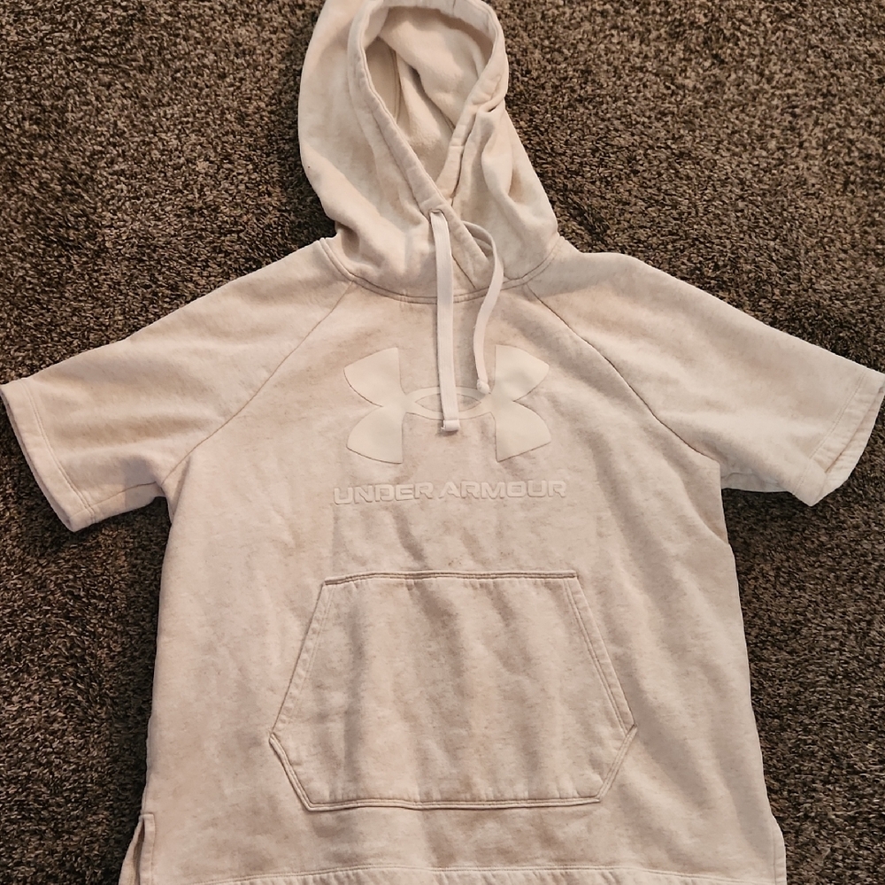 Under Armour White Short Sleeve Hoodie Womens Medium Comfy And Cute! 😍